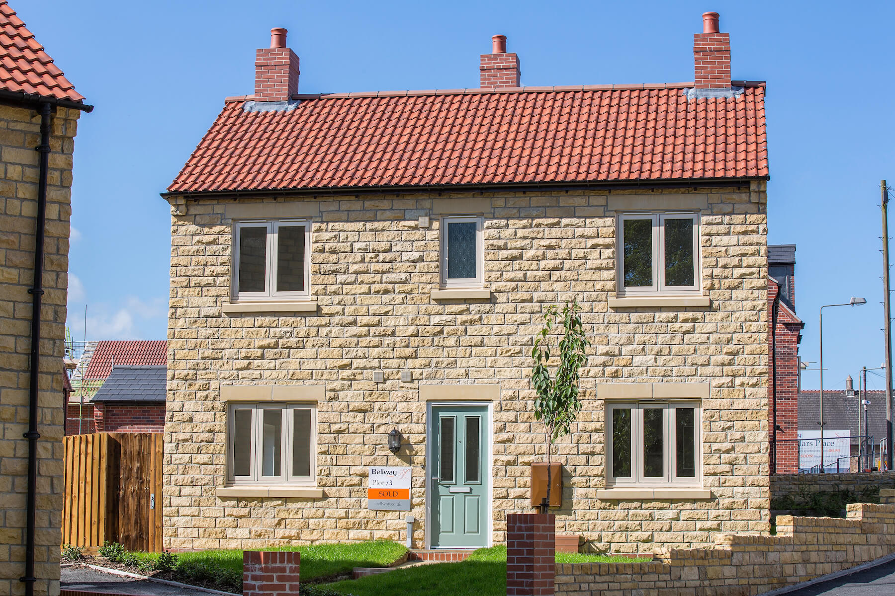 4 cream uPVC flush sash modus house